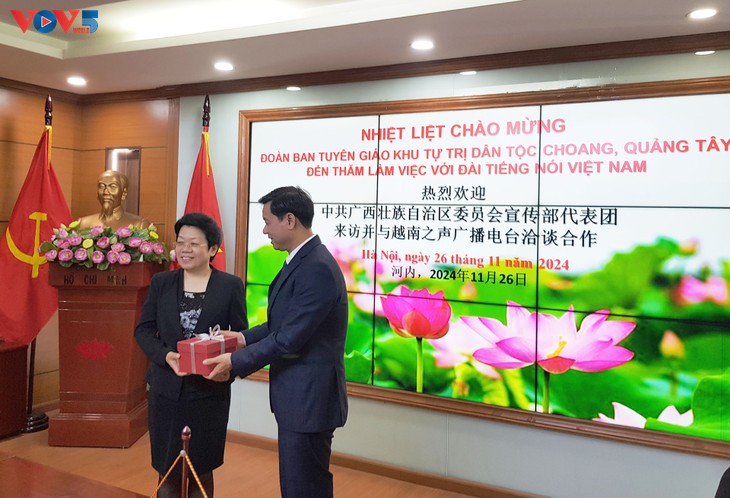 VOV, China’s Guangxi strengthen media cooperation - ảnh 1