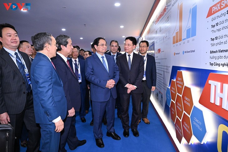 PM urges Phenikaa University to pioneer in innovation, sci-tech development  - ảnh 1