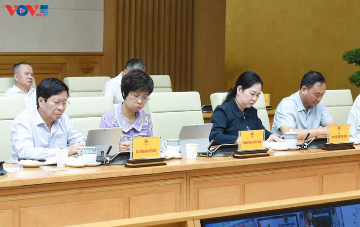 PM Pham Minh Chinh: Setiap Rumah adalah “Hadiah”, “Cinta”, “Rumah yang Bermakna” - ảnh 2