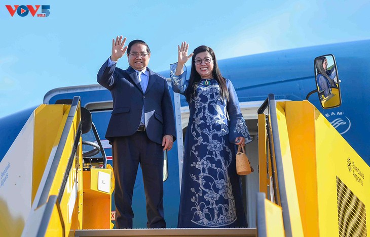 Premierminister Pham Minh Chinh besucht die älteste Universität in Schweden - ảnh 1