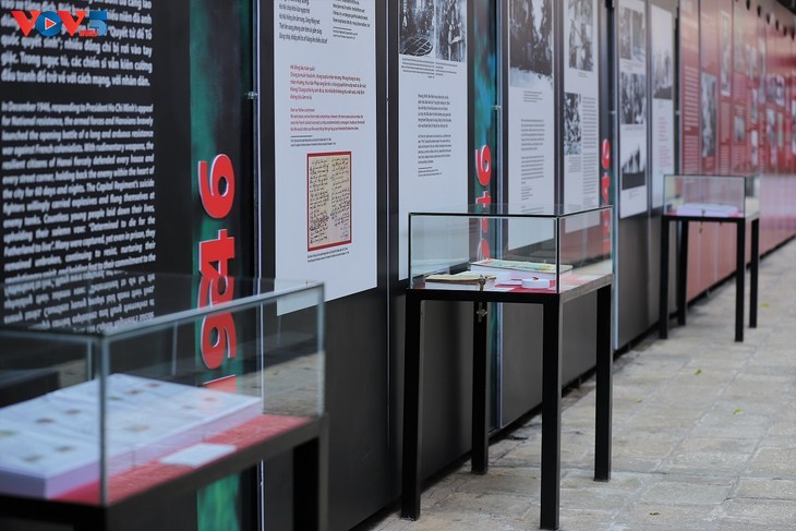 71e anniversaire de la LIbération de la capitale: Le chant éternel de la victoire - ảnh 5
