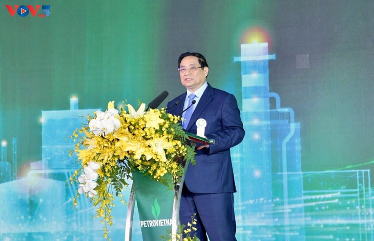 Inauguration des premières centrales électriques au gaz naturel liquéfié (GNL) du Vietnam: une étape majeure pour le marché de l’électricité au gaz - ảnh 2