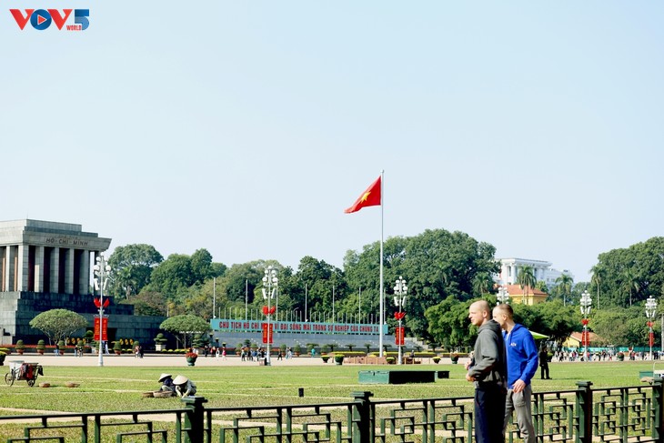 Le Vietnam mise sur 25 millions de visiteurs internationaux en 2026 - ảnh 1