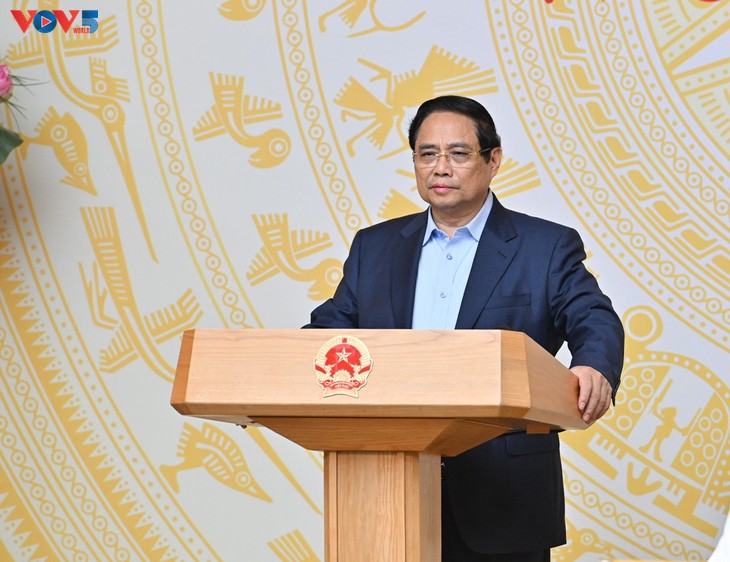 PM Pham Minh Chinh: “Paling Lambat sampai Tahun 2027 Bisa Mendesain, Membuat dan Menguji-cobakan Beberapa Chip Semikonduktor - ảnh 1