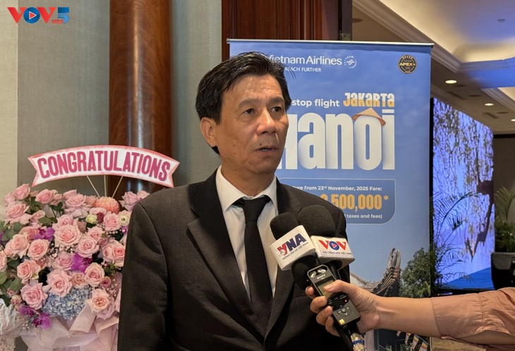 Vietnam Airlines Buka Misi Penerbangan Langsung Jakarta-Hanoi - ảnh 1