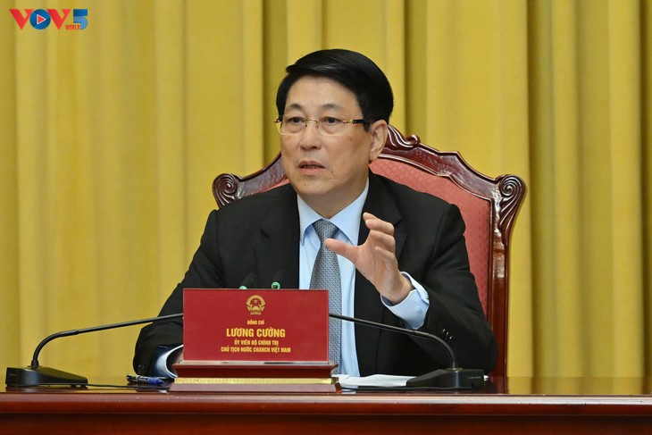 Presiden Luong Cuong Berikan Keputusan Mengangkat Dubes Vietnam di Luar Negeri - ảnh 1