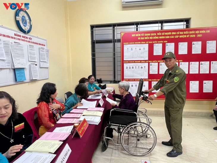 Suasana Semarak Hari Pesta Nasional di Seluruh Vietnam  - ảnh 13