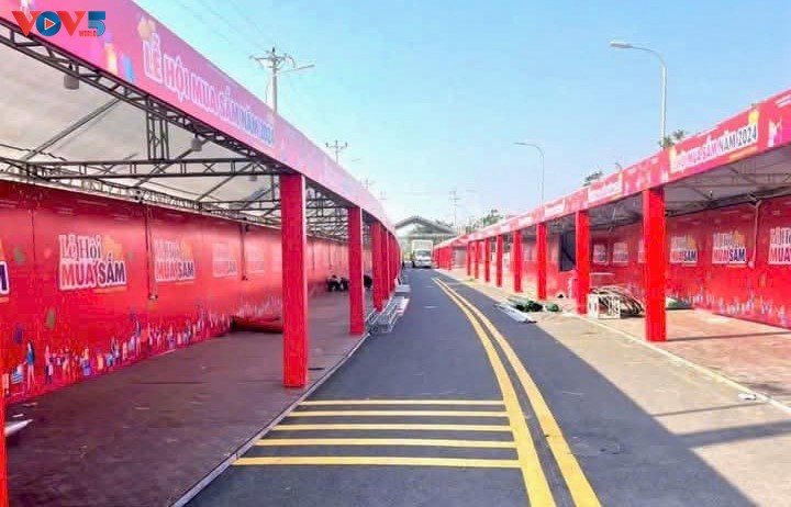 2024년 하노이시 속선현 쇼핑 축제 12월 20일~24일 개최 - ảnh 1