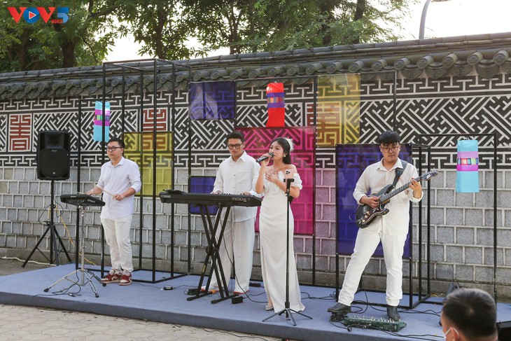 하노이 도심에서 열린 ‘2025 한국 돌담길 문화축제’ - ảnh 5