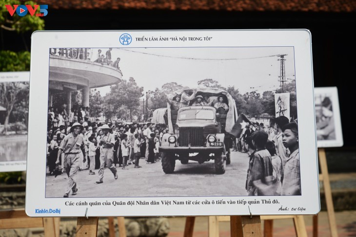 Pameran Foto “Hanoi di Hatiku“: Hanoi Menggeliat untuk Melesat - ảnh 15