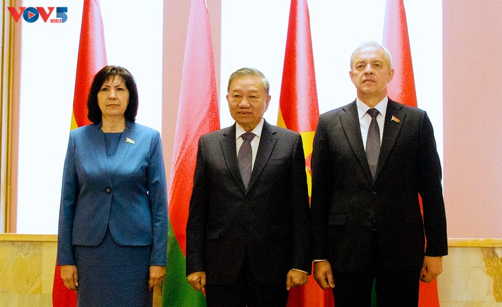 Sekjen KS PKV, To Lam dan Istri Akhiri dengan Baik Kunjungan Kenegaraan di Republik Belarus - ảnh 2