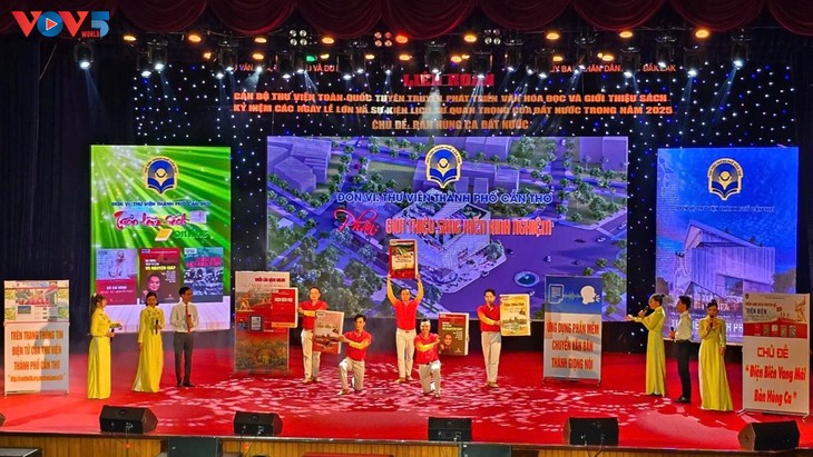 Pengembangan Berbagai  Model Budaya Membaca di Kota Can Tho - ảnh 3