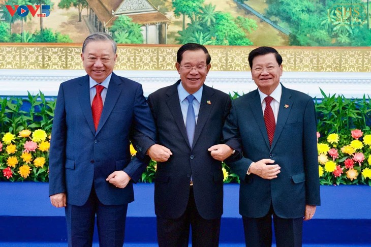 Sekjen To Lam Pimpin Pertemuan antara Pemimpin Ketiga Partai dari Vietnam-Kamboja-Laos - ảnh 2
