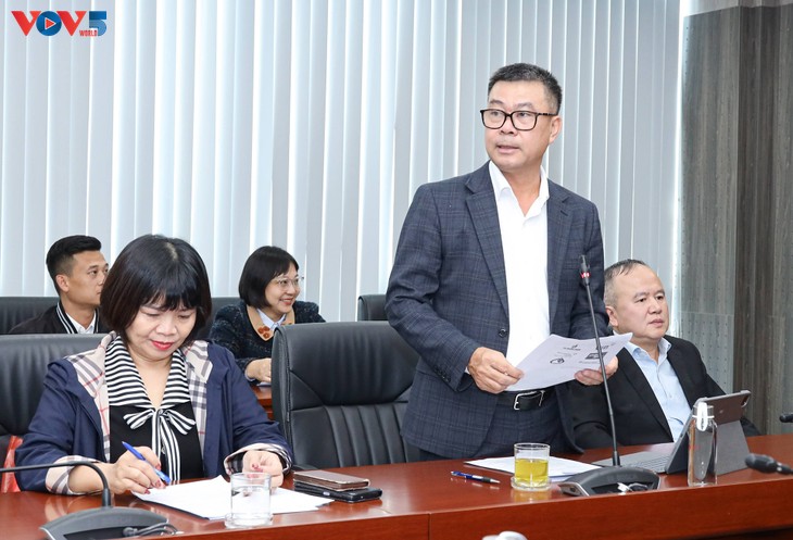 2025年优秀少数民族学生、大学生和青年表彰大会 - ảnh 1