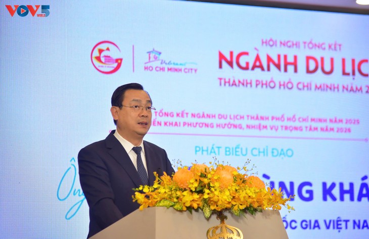 胡志明市力争2026年接待游客6100万人次 - ảnh 1