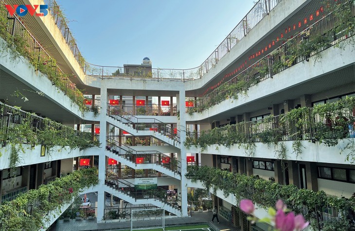 首都河内张灯结彩，喜迎越共十四大 - ảnh 18