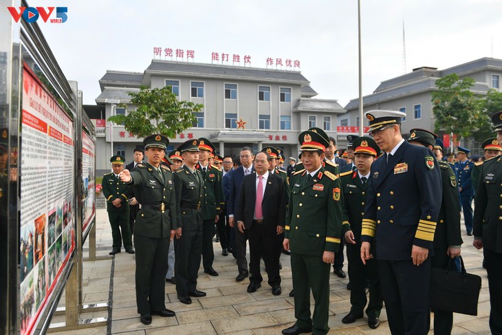 越中举行多项活动，增进跨境情谊 - ảnh 2