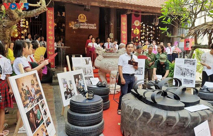 “Legend of Footsteps” program features Uncle Ho's rubber sandals - ảnh 1