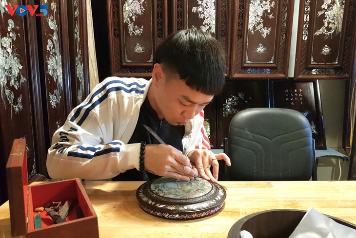 ハノイ市で 南部完全解放・国家統一50周年を記念する様々な活動 - ảnh 1