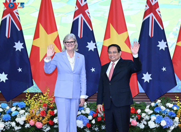 チン首相、モスティン豪総督と会見 - ảnh 1