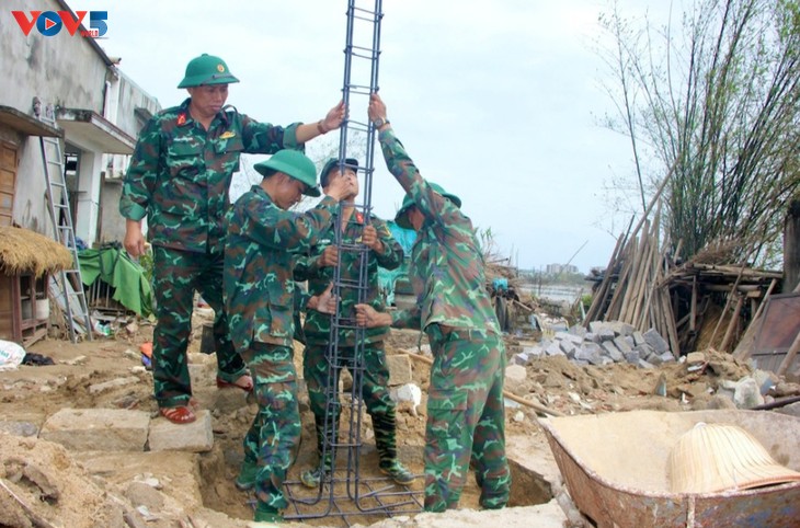 Gia Lai builds 451 houses for people affected by floods - ảnh 1