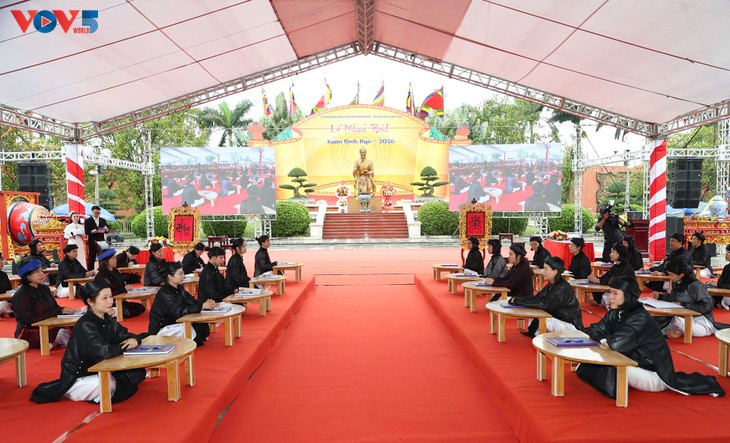 Spring festivals celebrate Year of the Fire Horse - ảnh 3