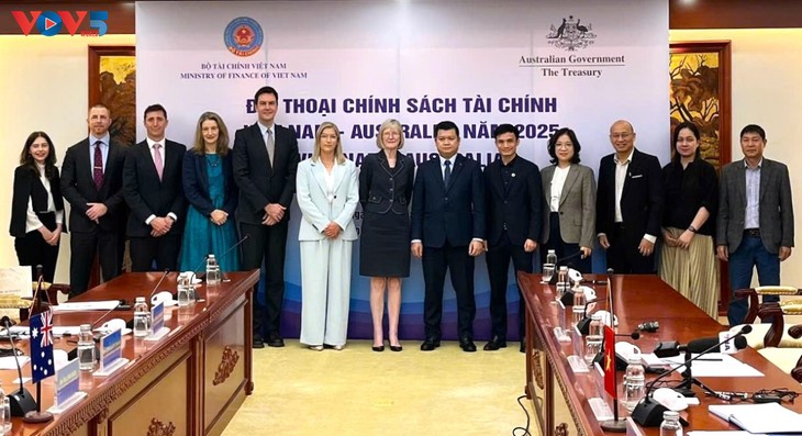Vietnam, Australia boost financial cooperation comprehensively - ảnh 1