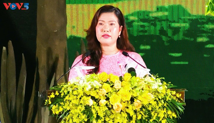 River culture festival dazzles Mekong city  - ảnh 1