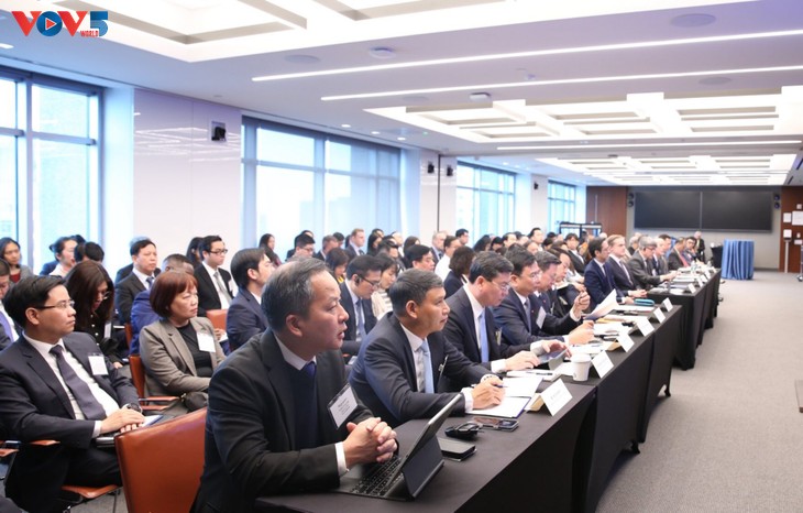 Vietnam pledges incentives for investors at International Financial Centre - ảnh 2