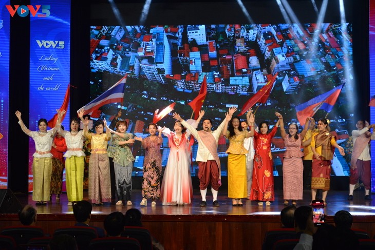 80 năm Phát thanh đối ngoại: Tự hào và phát triển - ảnh 12