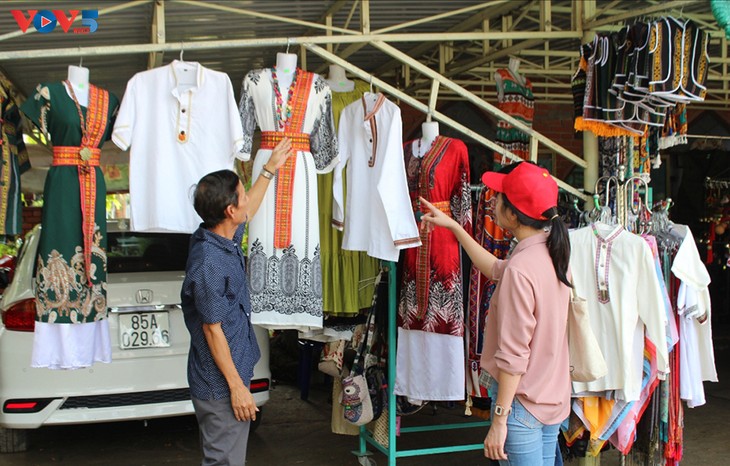 La tour Po Klong Garai - ảnh 2