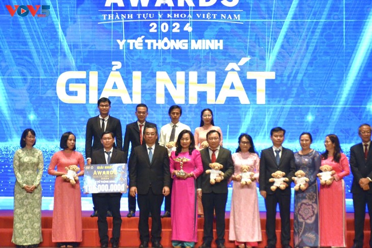 ベトナム医師の日70周年を記念する様々な活動 - ảnh 2