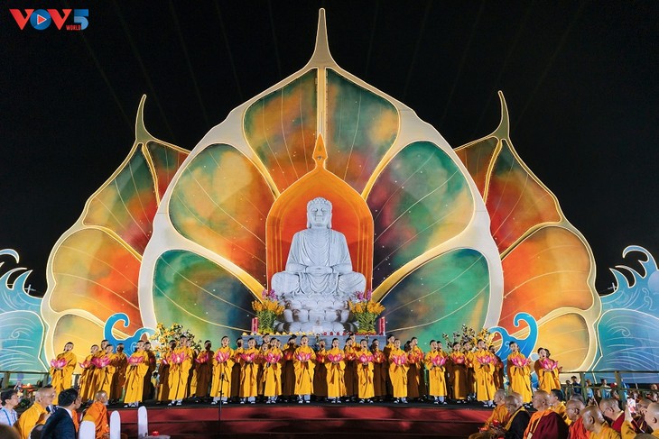 国連ウェーサーカ祭2025: 違いを尊重し、心を開いて国際社会をつなぐ - ảnh 3