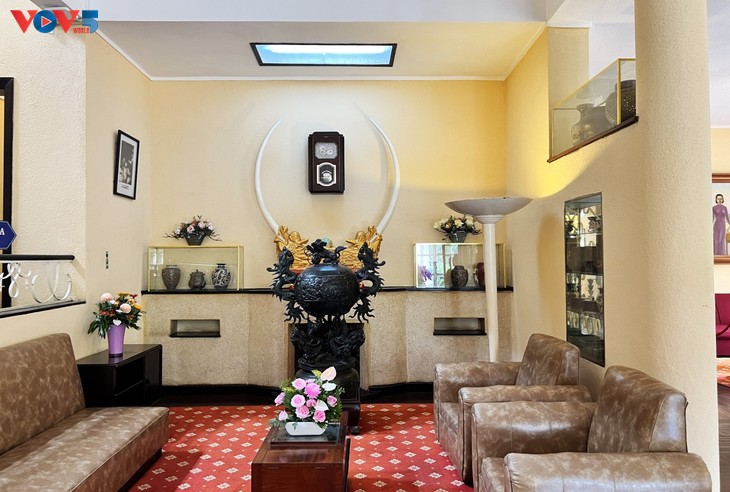 ダラットの松林の中にあるバオダイ別邸第3宮殿の訪問 - ảnh 3