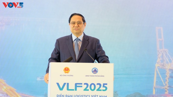 チン首相:「グリーン」「デジタル」「スマート」な物流インフラの発展を - ảnh 2