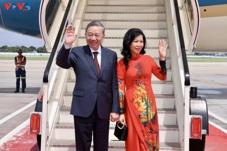 苏林将对哈萨克斯坦、 阿塞拜疆、白俄罗斯进行国事访问，对俄罗斯进行正式访问 - ảnh 1