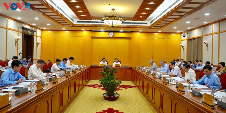 苏林：要以最高决心，确保成功实现既定目标 - ảnh 1