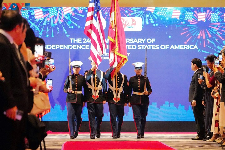 美国国庆招待会在胡志明市举行 - ảnh 2