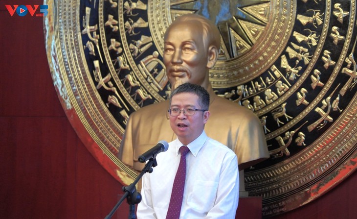 越南驻中国大使馆举行八月革命胜利80周年纪念活动 - ảnh 1