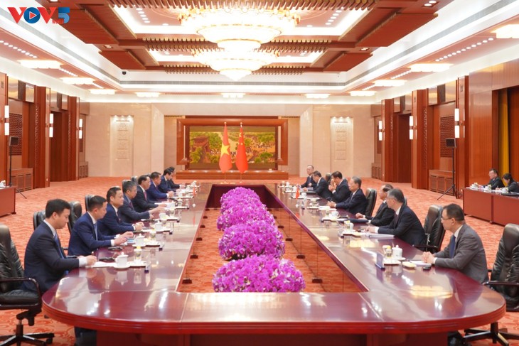 陈光方会见中国全国人大常委会委员长赵乐际 - ảnh 2