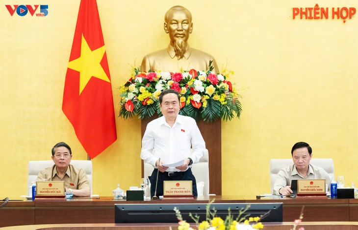 国会常委会第四十九次会议开幕 - ảnh 1