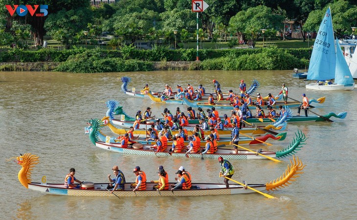 Flussfestival in Ho-Chi-Minh-Stadt - ảnh 1