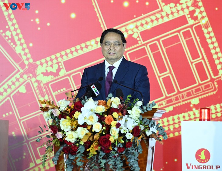 Der Premierminister nimmt am Spatenstich für zwei Schlüsselprojekte der Stadt Hai Phong teil - ảnh 1