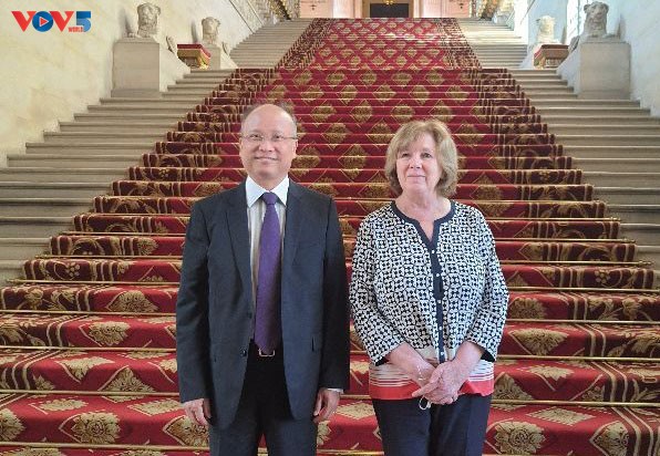 Frankreich-Vietnam-Abgeordnetengruppe sagt Unterstützung für Vietnam zu - ảnh 1