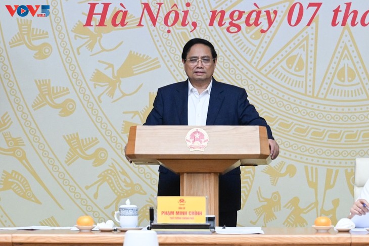 Premierminister fordert entschlossenes Handeln gegen Überschwemmungen und Erdrutsche in Nordvietnam - ảnh 1