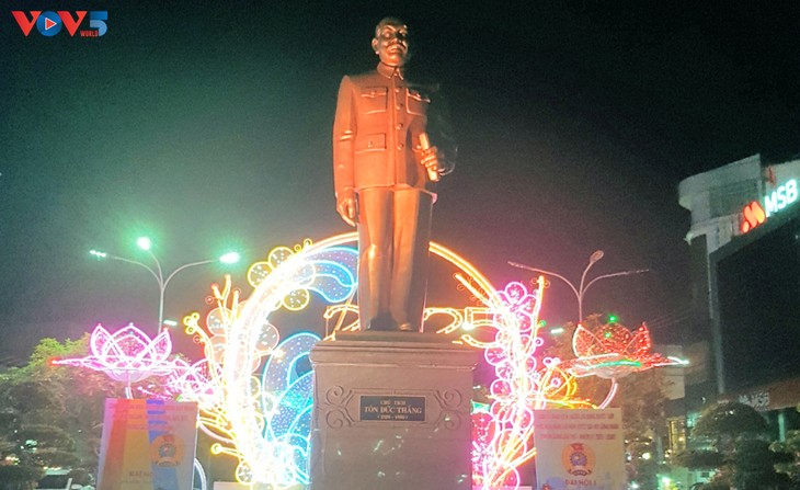 Fußgängerzone Hai Ba Trung – Nguyen Hue: Attraktiver Freizeit- und Begegnungsort in An Giang - ảnh 2