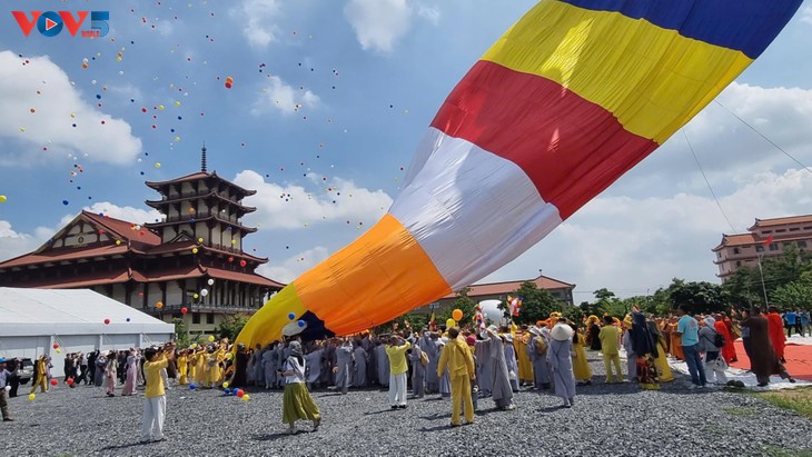 Pembukaan Pameran Kebudayaan Buddhisme Vietnam - ảnh 3