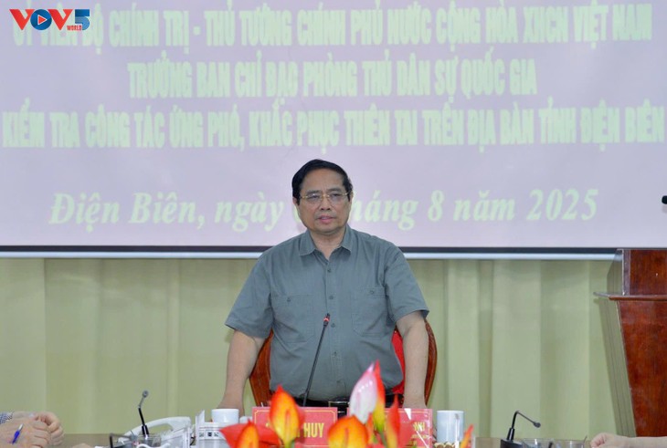 PM Pham Minh Chinh: Dengan Giat Bantu Provinsi Dien Bien dalam Mengatasi Dampak Hujan Deras dan Banjir - ảnh 2