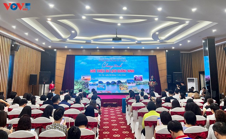 Giới thiệu, quảng bá sản phẩm du lịch mới của Quảng Ninh tại Hà Nội - ảnh 1