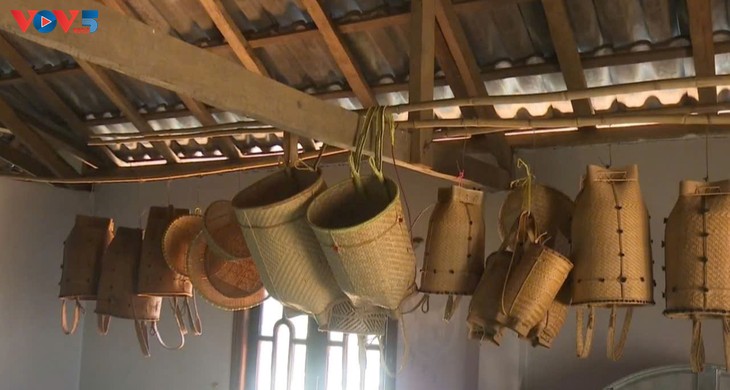 Già làng K’Brệp - Nghệ nhân tài hoa, hiến đất xây dựng nông thôn mới - ảnh 3